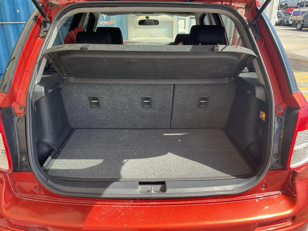 Photo '17' of Suzuki SX4 Glxfcb