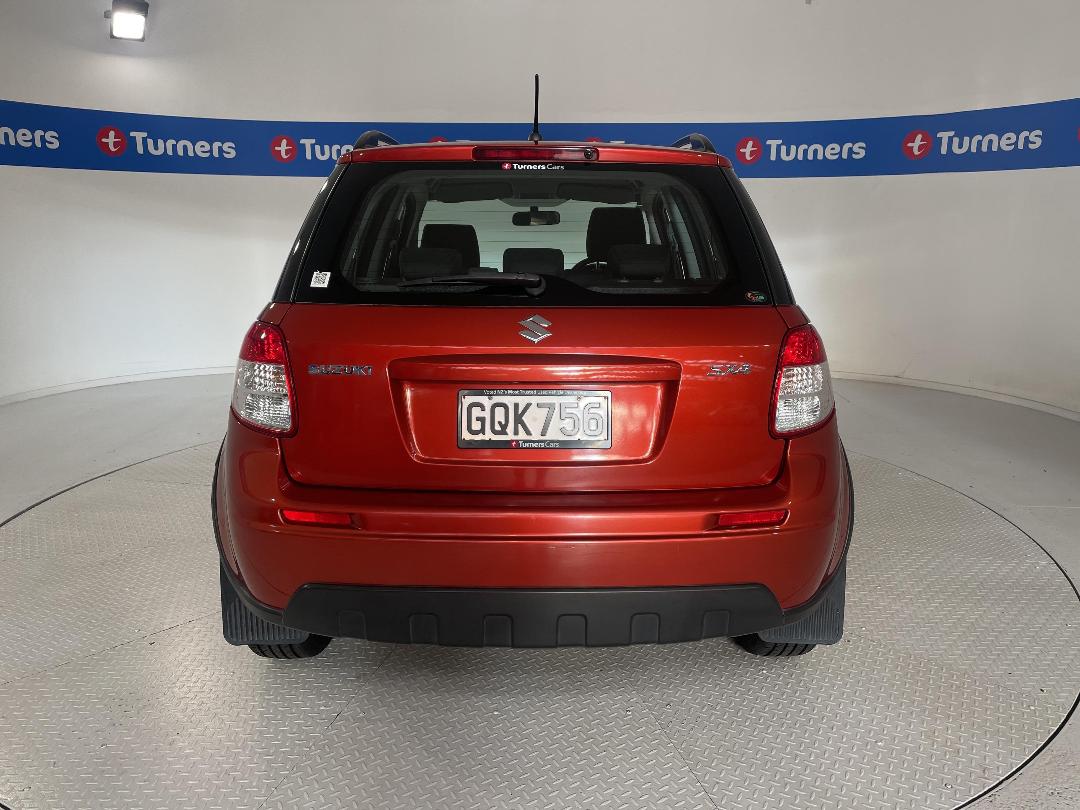 Photo '6' of Suzuki SX4