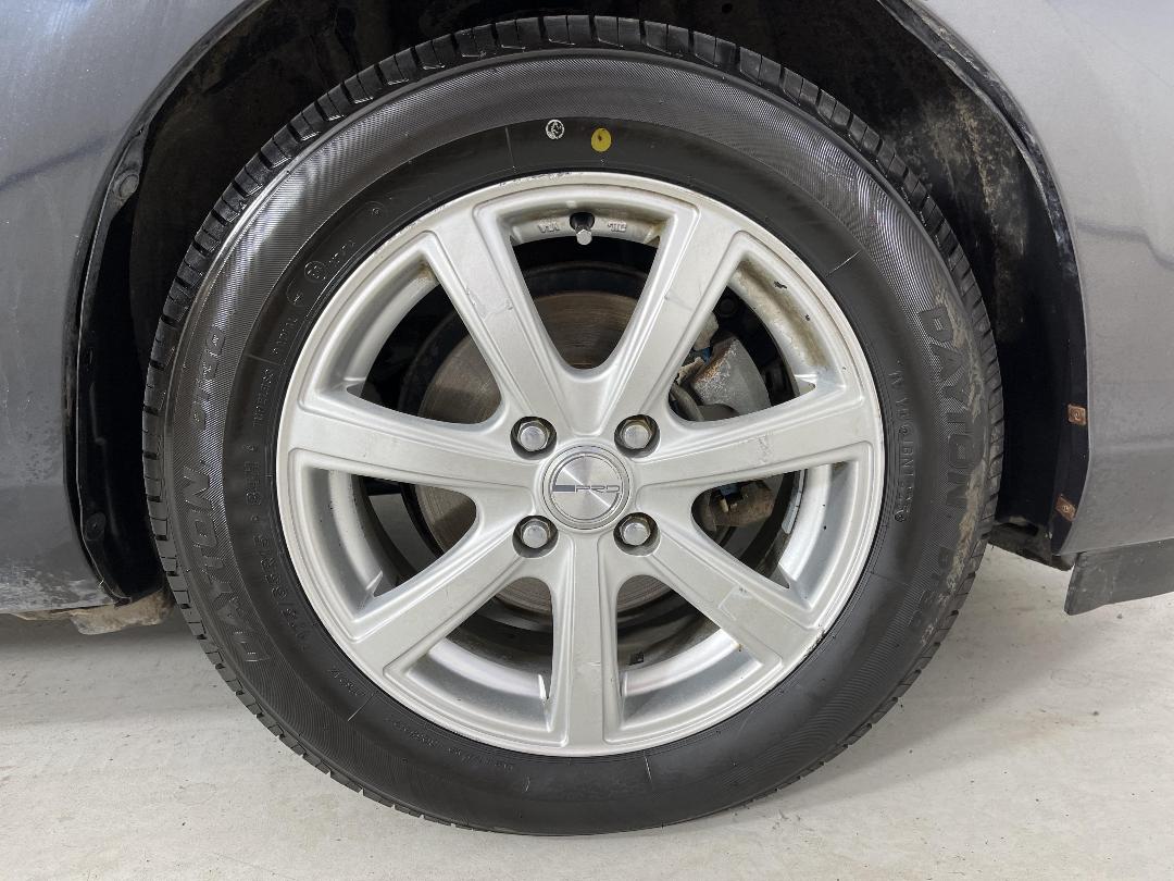 Photo '9' of Toyota Aqua