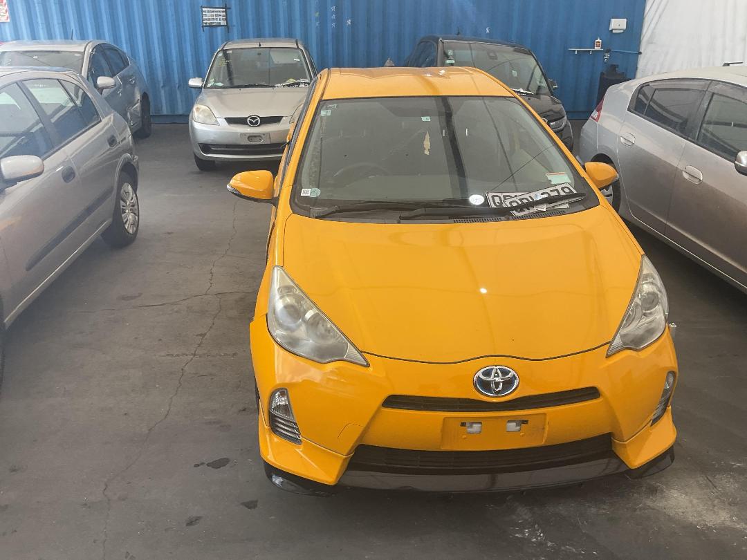 Photo '5' of Toyota Aqua Hybrid