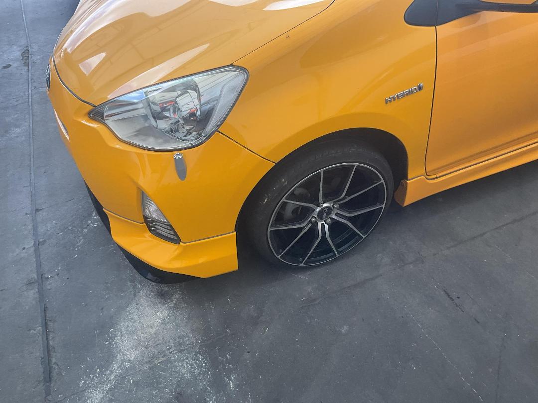 Photo '7' of Toyota Aqua Hybrid