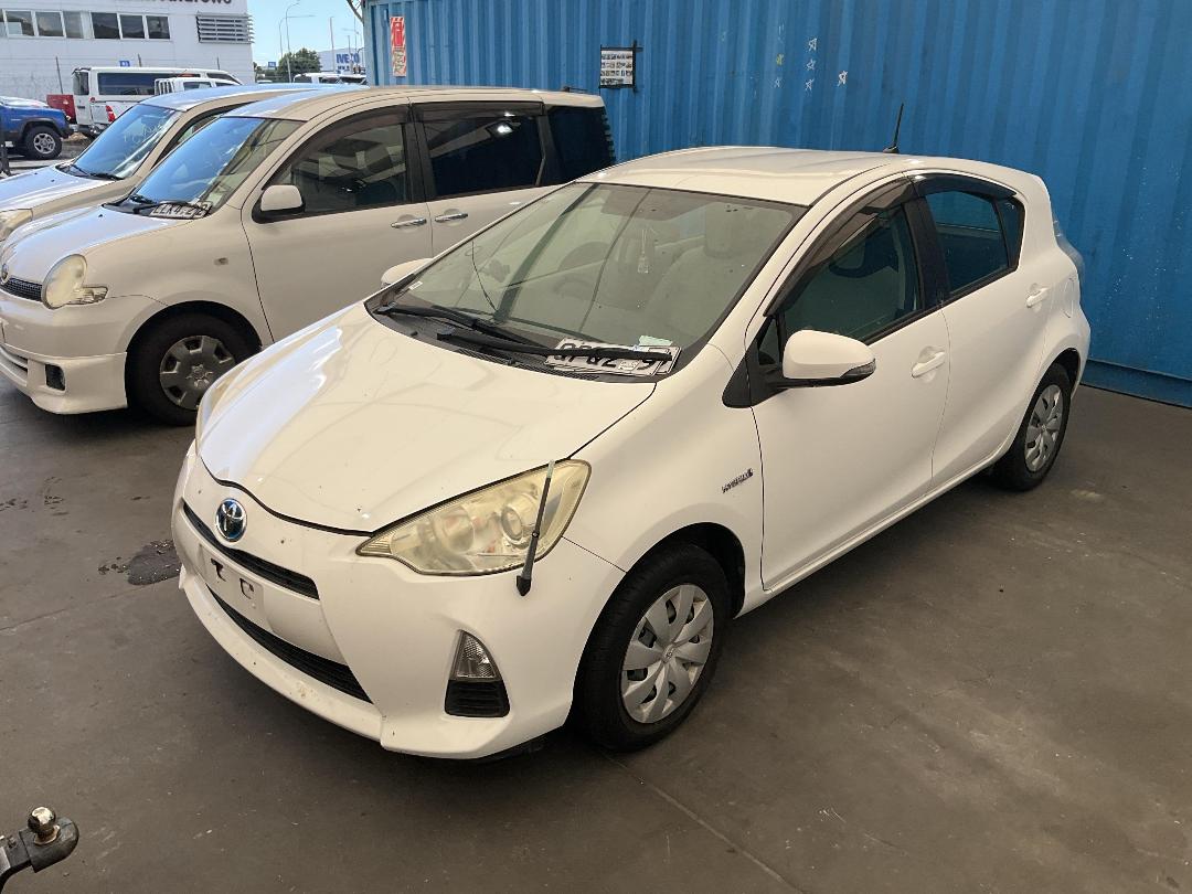 Photo '5' of Toyota Aqua