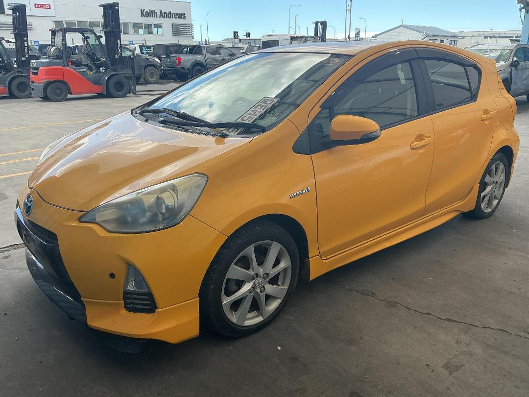 Photo '2' of Toyota Aqua