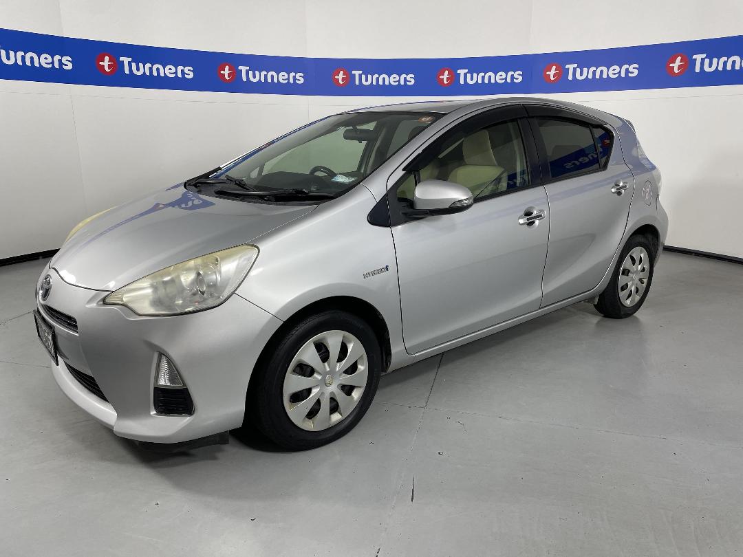 Photo '4' of Toyota Aqua