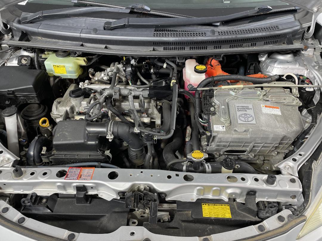 Photo '13' of Toyota Aqua