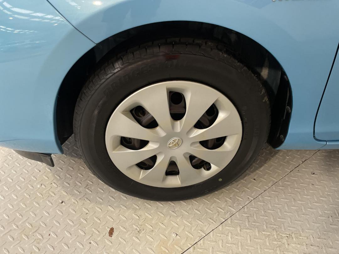 Photo '10' of Toyota Aqua