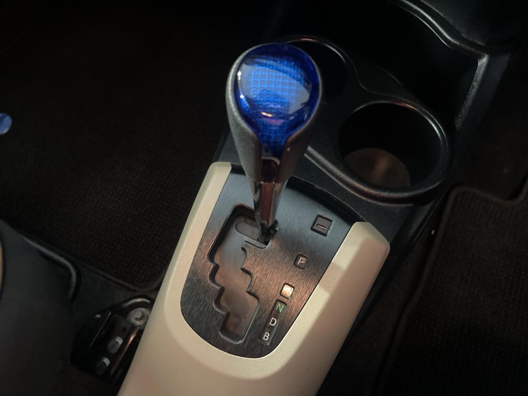 Photo '31' of Toyota Aqua