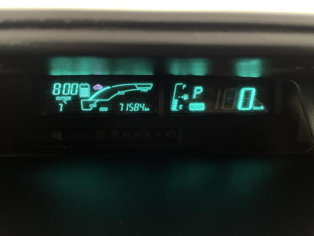 Photo '21' of Toyota Aqua Photo '21' of Toyota Aqua