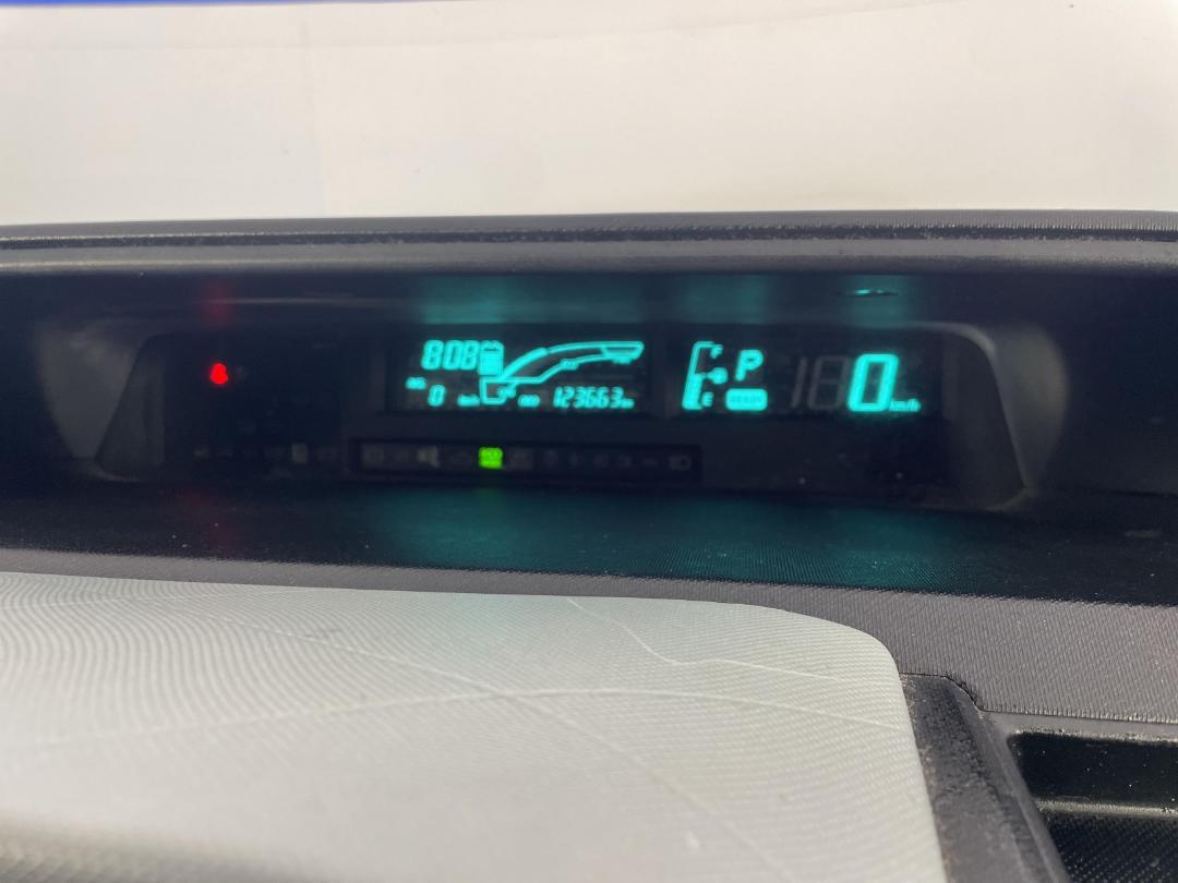 Photo '21' of Toyota Aqua