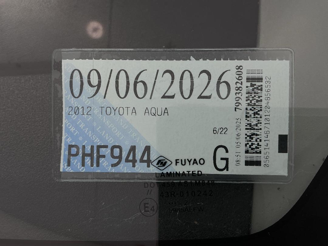 Photo '26' of Toyota Aqua Photo '26' of Toyota Aqua