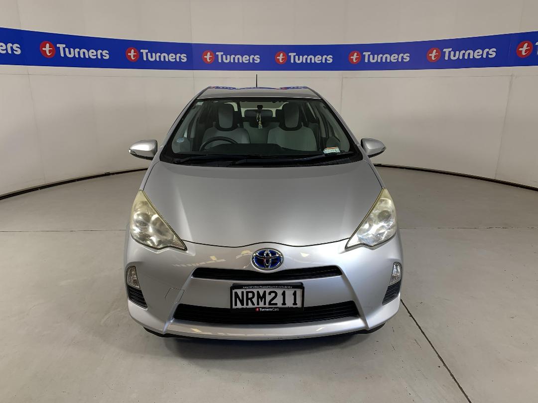 Photo '2' of Toyota Aqua