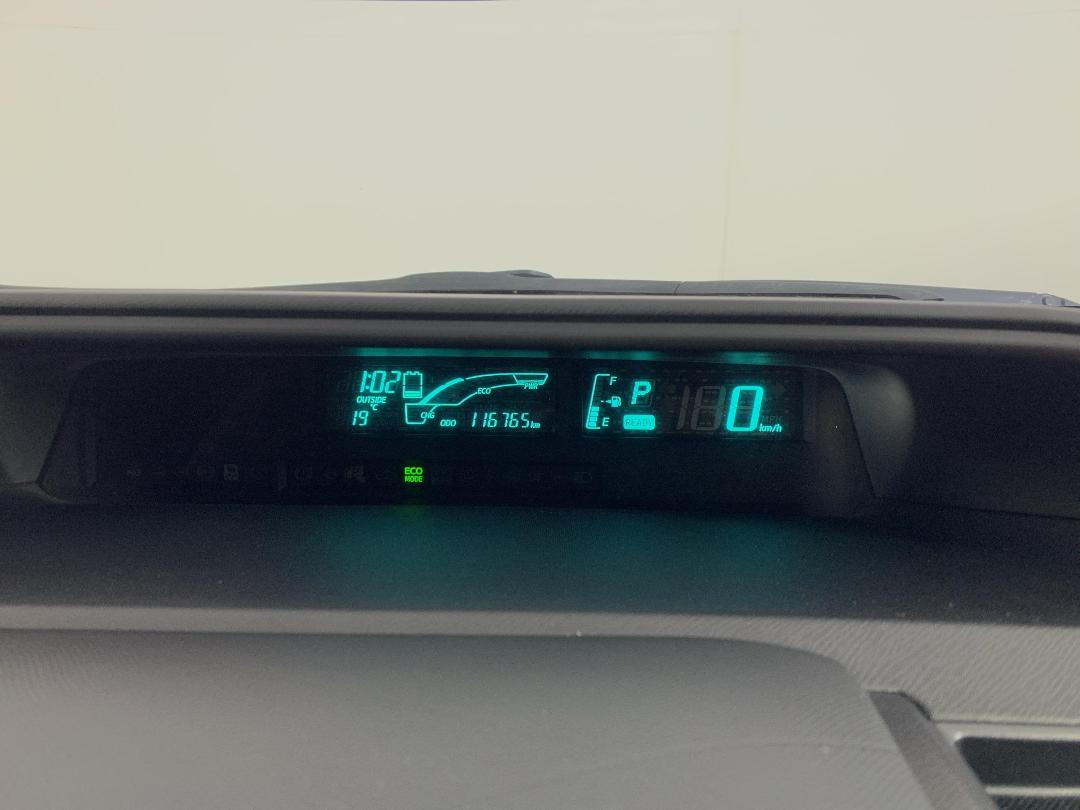 Photo '21' of Toyota Aqua