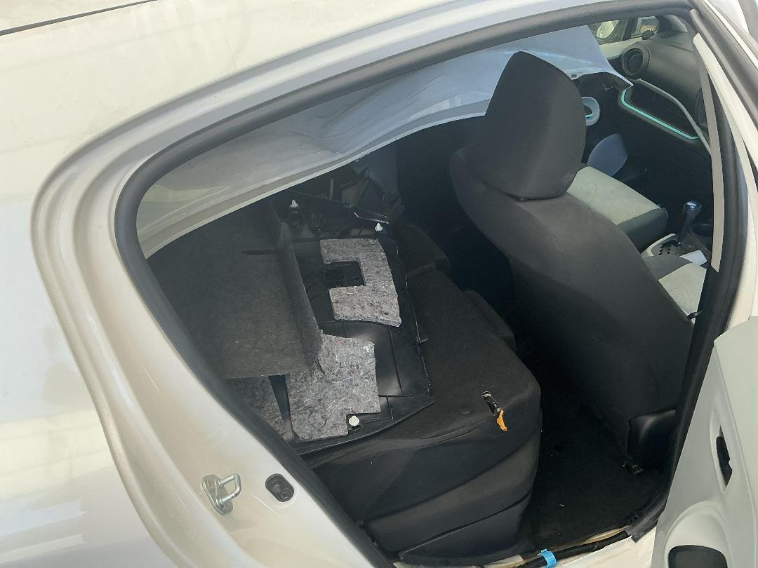 Photo '19' of Toyota Aqua Hybrid Photo '19' of Toyota Aqua Hybrid