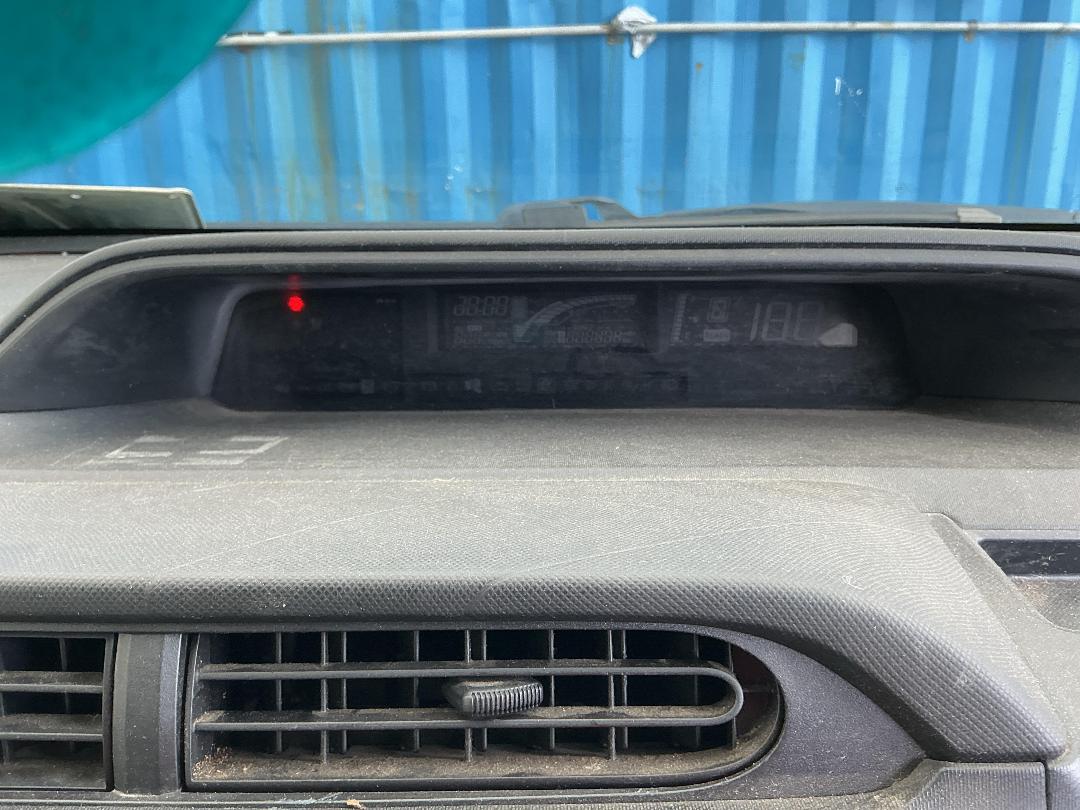 Photo '9' of Toyota Aqua Photo '9' of Toyota Aqua