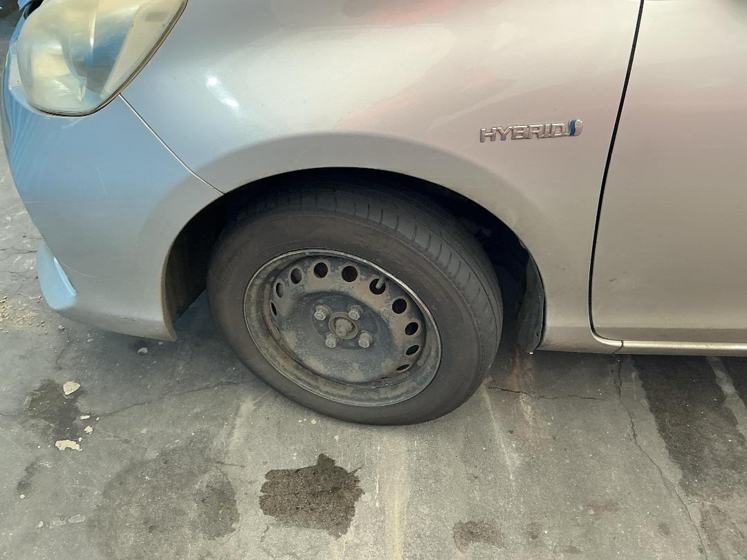 Photo '13' of Toyota Aqua Photo '13' of Toyota Aqua