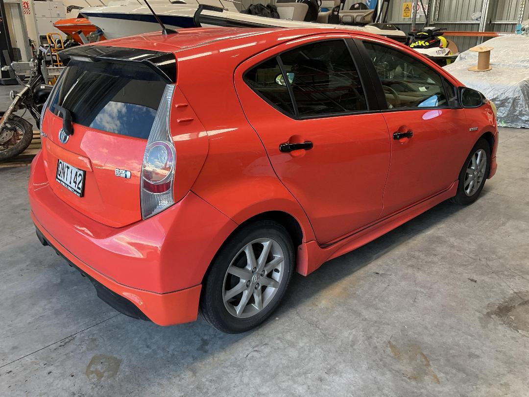 Photo '5' of Toyota Aqua Hybrid Photo '5' of Toyota Aqua Hybrid