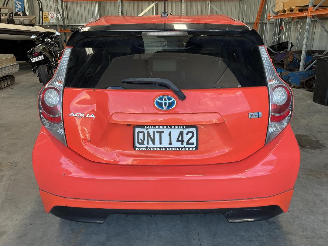 Photo '8' of Toyota Aqua Hybrid Photo '8' of Toyota Aqua Hybrid