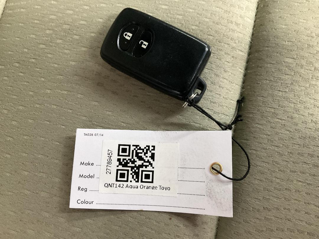 Photo '29' of Toyota Aqua Hybrid Photo '29' of Toyota Aqua Hybrid