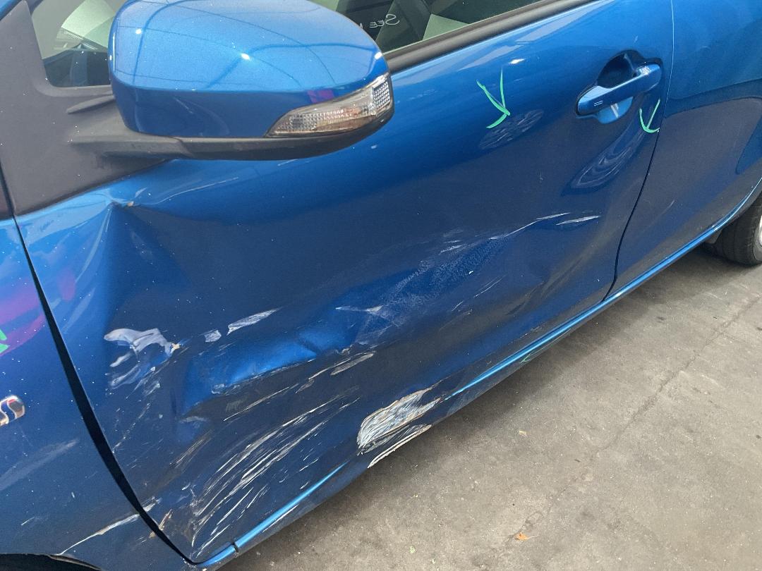 Photo '8' of Toyota Aqua Photo '8' of Toyota Aqua