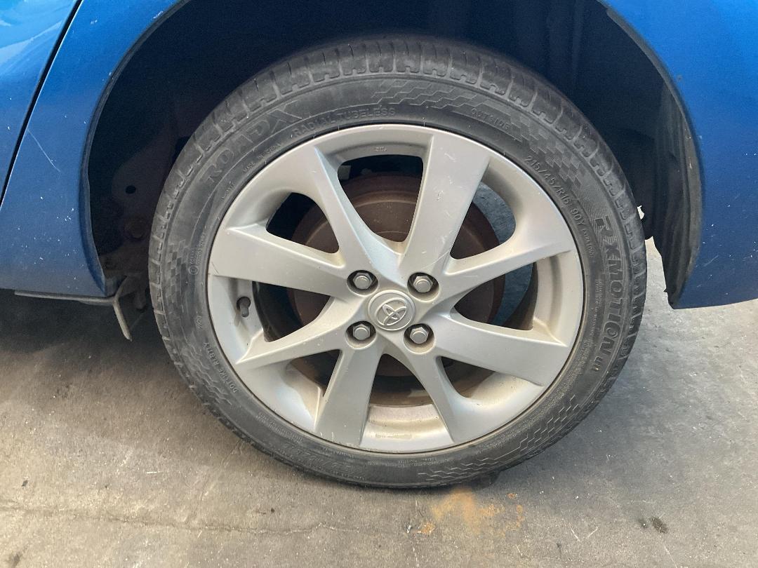 Photo '12' of Toyota Aqua Photo '12' of Toyota Aqua