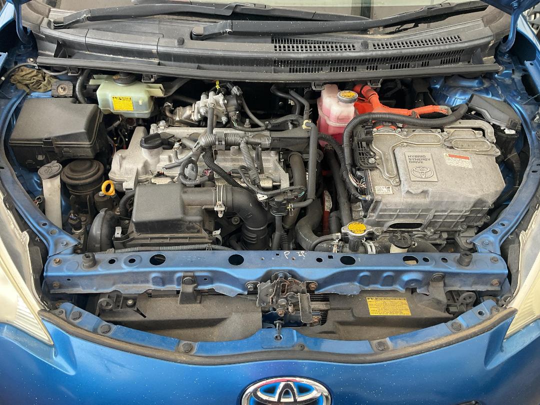 Photo '15' of Toyota Aqua Photo '15' of Toyota Aqua