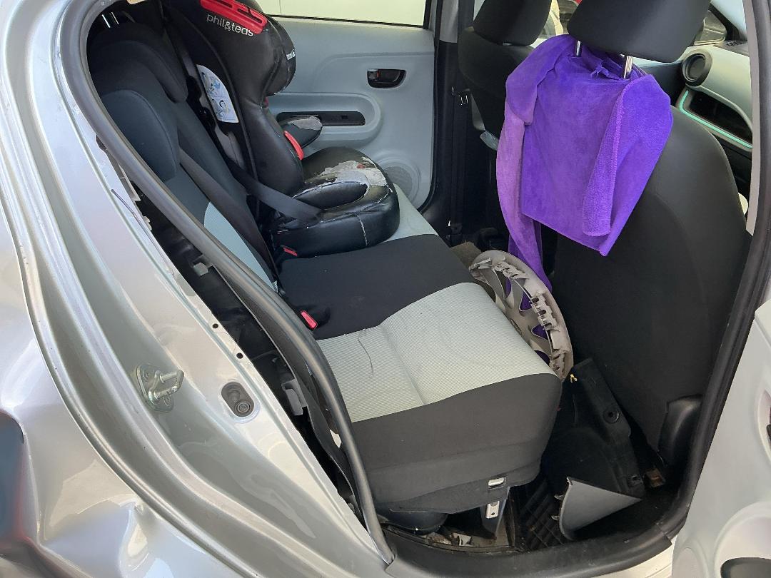 Photo '5' of Toyota Aqua Hybrid Photo '5' of Toyota Aqua Hybrid