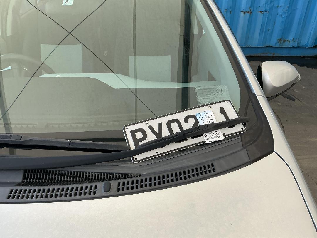 Photo '12' of Toyota Aqua Hybrid Photo '12' of Toyota Aqua Hybrid