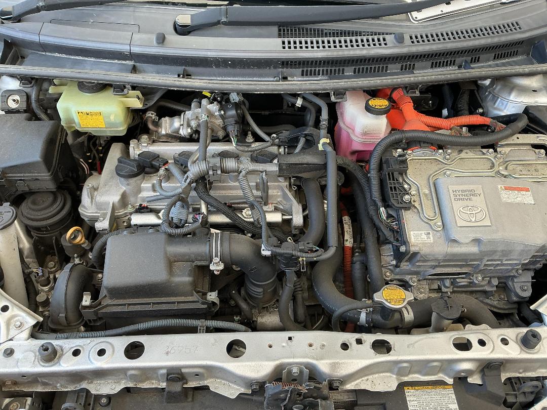 Photo '11' of Toyota Aqua Hybrid Photo '11' of Toyota Aqua Hybrid