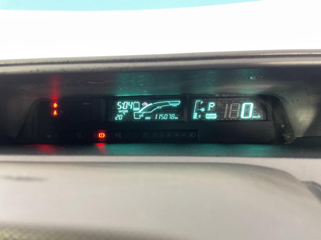 Photo '21' of Toyota Aqua Photo '21' of Toyota Aqua