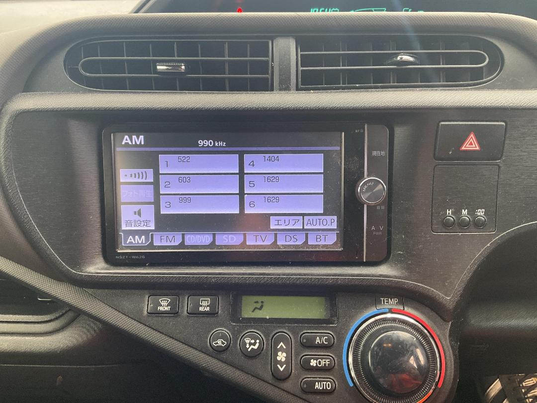 Photo '11' of Toyota Aqua Photo '11' of Toyota Aqua