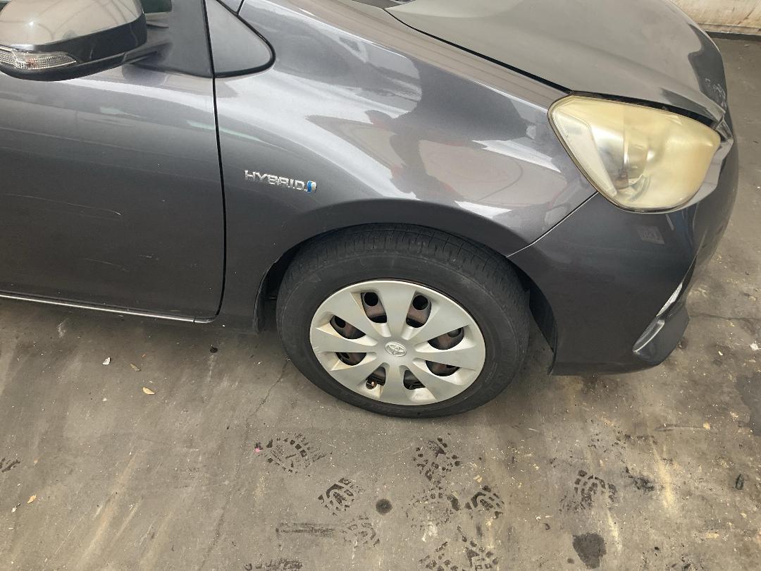 Photo '2' of Toyota Aqua Hybrid