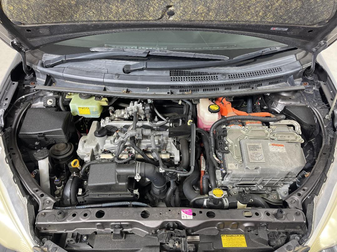 Photo '13' of Toyota Aqua Photo '13' of Toyota Aqua