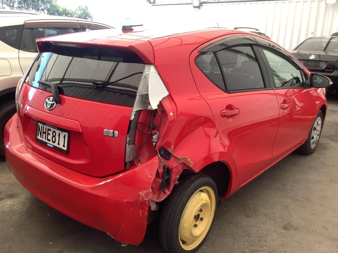 Photo '4' of Toyota Aqua