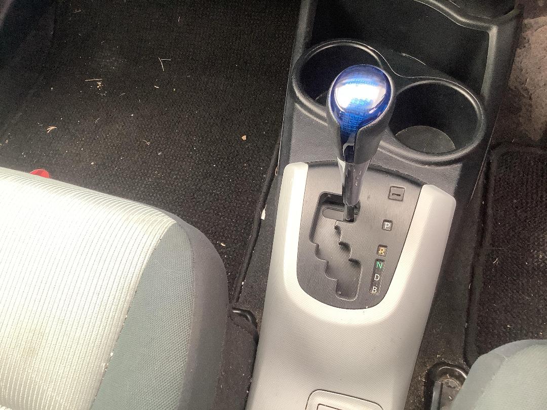 Photo '16' of Toyota Aqua