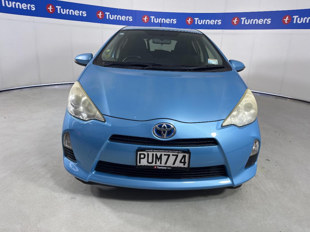 Photo '2' of Toyota Aqua