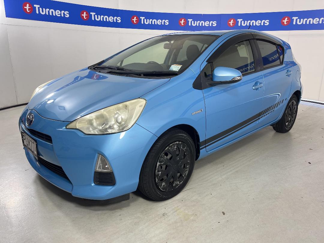 Photo '4' of Toyota Aqua