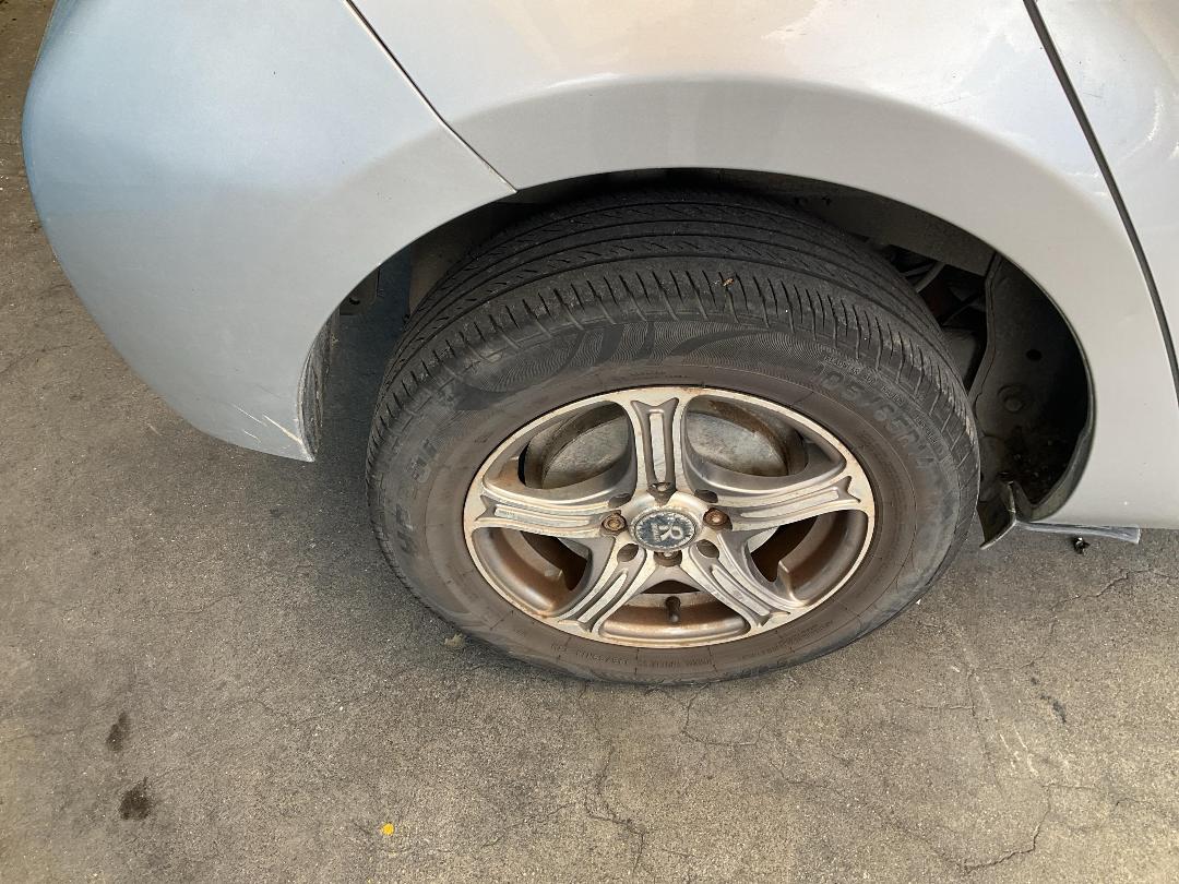 Photo '18' of Toyota Aqua Hybrid