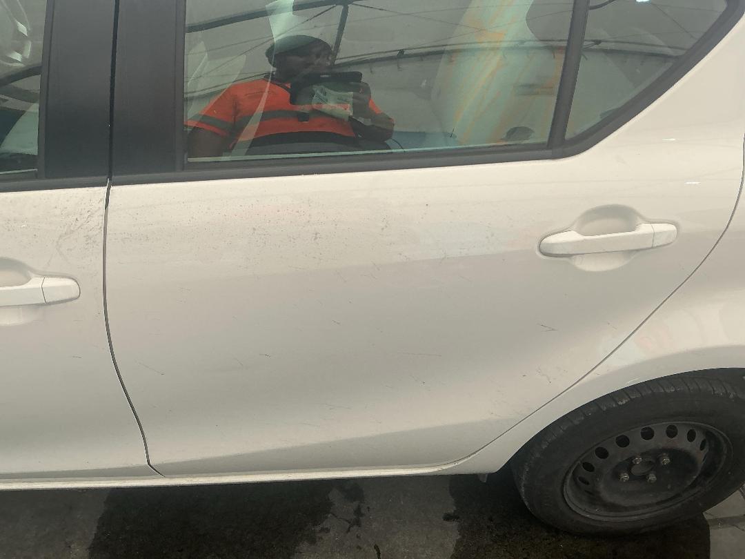 Photo '11' of Toyota Aqua Photo '11' of Toyota Aqua