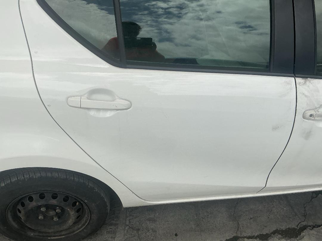 Photo '13' of Toyota Aqua Photo '13' of Toyota Aqua