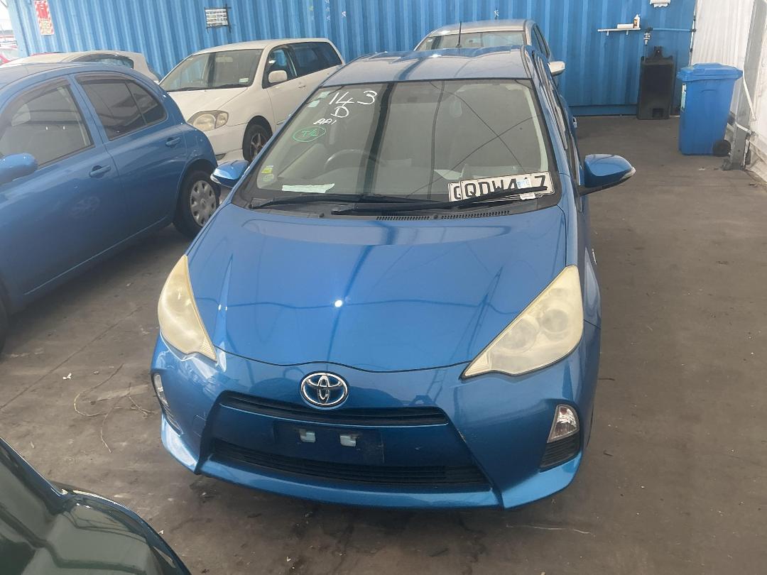 Photo '6' of Toyota Aqua Photo '6' of Toyota Aqua