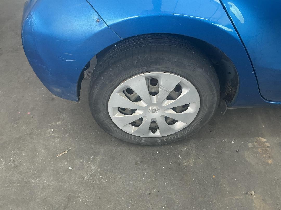 Photo '20' of Toyota Aqua Photo '20' of Toyota Aqua