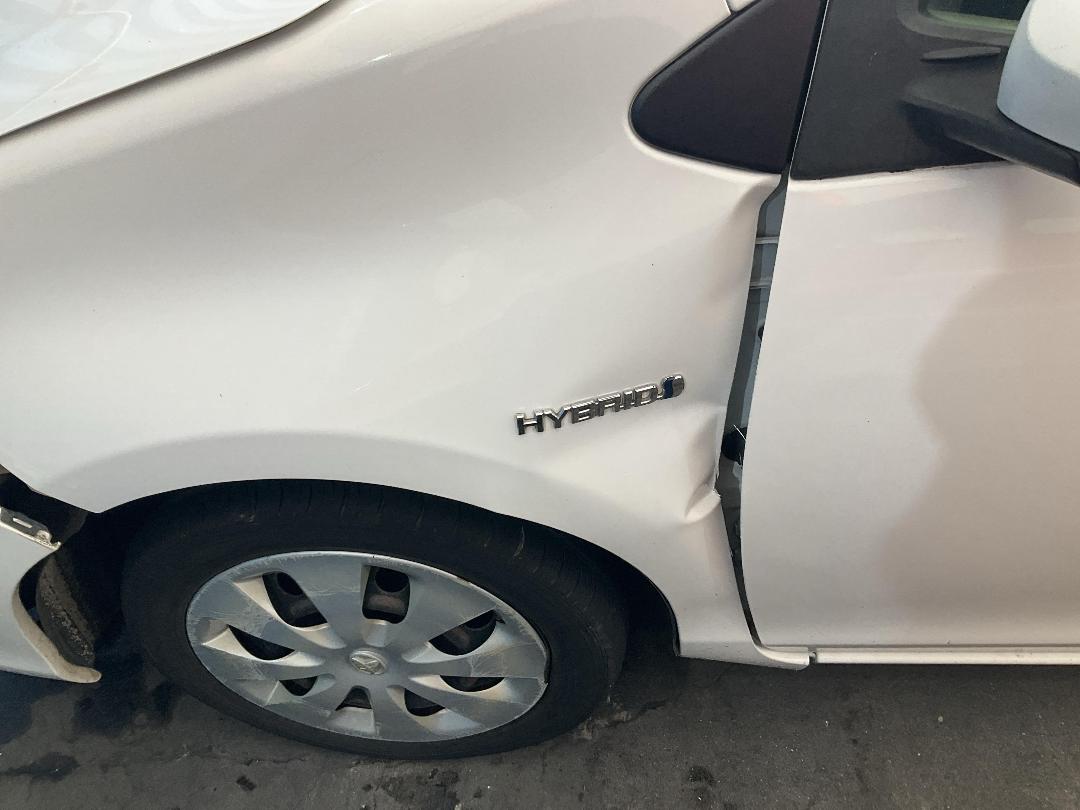 Photo '10' of Toyota Aqua Auto Hybrid Photo '10' of Toyota Aqua Auto Hybrid