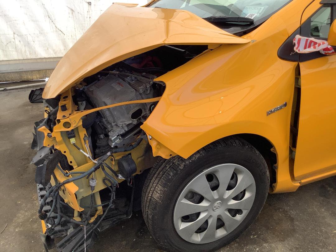 Photo '2' of Toyota Aqua Photo '2' of Toyota Aqua