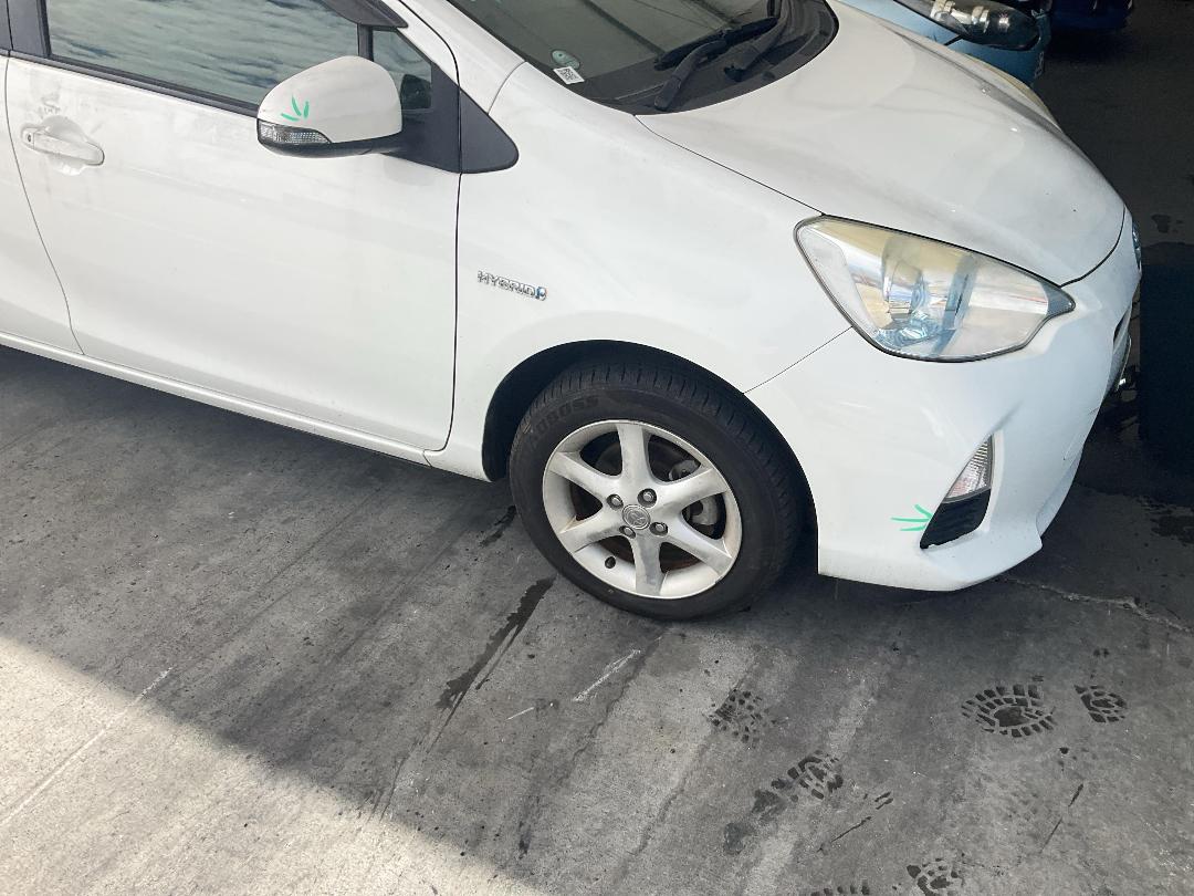 Photo '2' of Toyota Aqua Photo '2' of Toyota Aqua