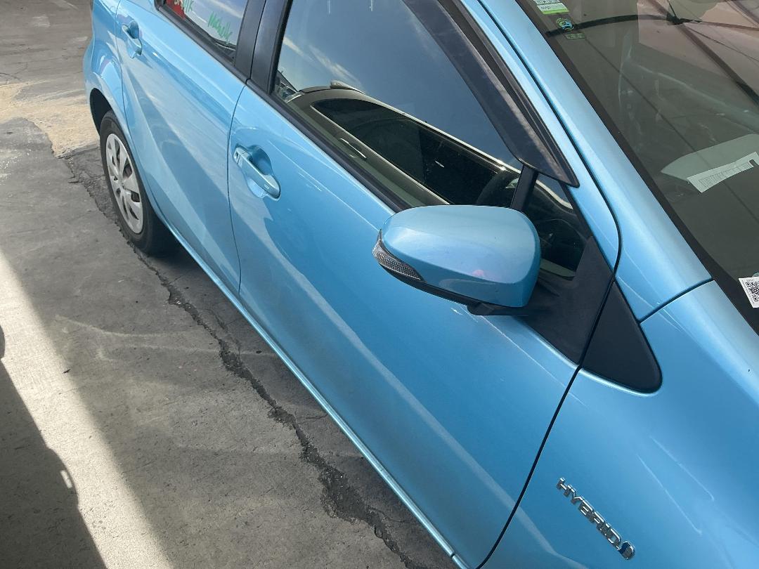 Photo '3' of Toyota Aqua Photo '3' of Toyota Aqua