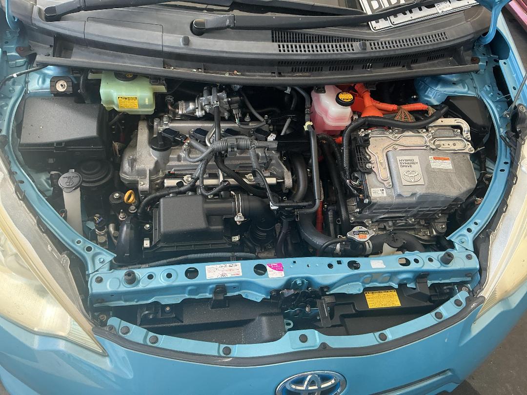 Photo '15' of Toyota Aqua Photo '15' of Toyota Aqua