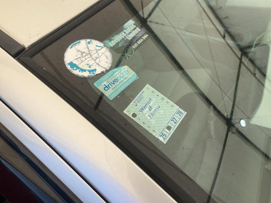 Photo '25' of Toyota Aqua