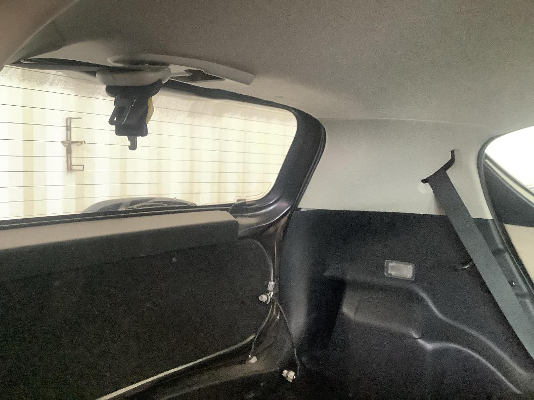 Photo '8' of Toyota Aqua