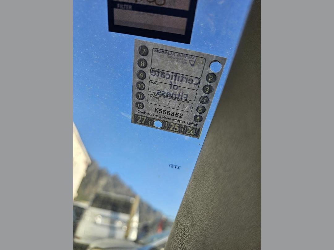 Photo '13' of Toyota Aqua