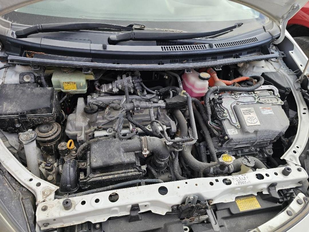 Photo '15' of Toyota Aqua